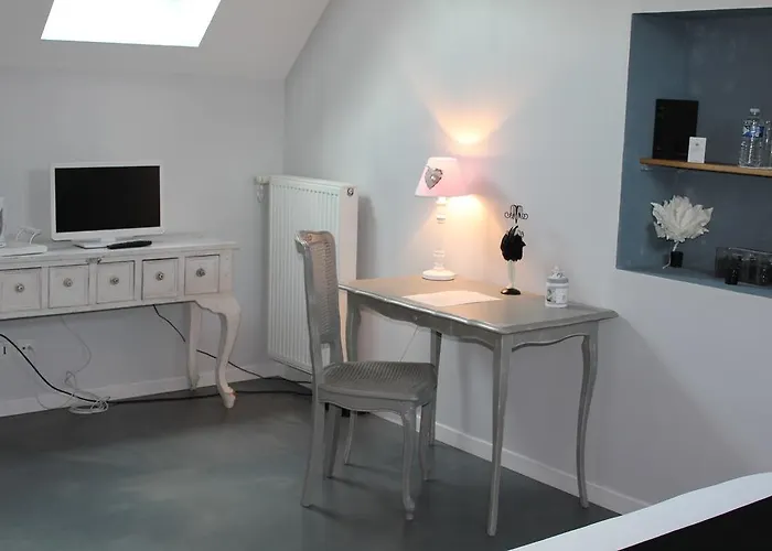 L'heure Bleue Et D'hotes
